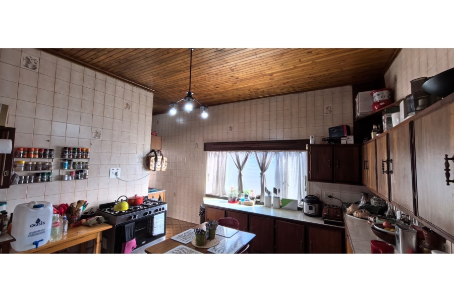 4 Bedroom Property for Sale in Beaconsfield Northern Cape